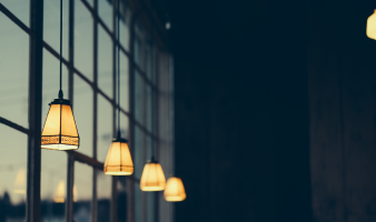 Comment apporter de la lumière à un intérieur sombre ?